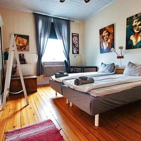 Hagbackensgard Bed&Breakfast Orebro Exterior photo
